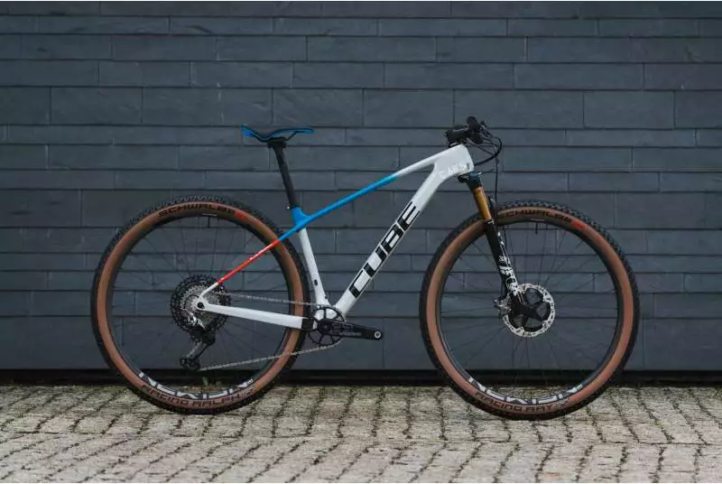 Bicicletas Cube Bicicleta Cube Elite C:68X SL Teamline 2022 4 Bicicletas Cube Bicicleta Cube Elite C:68X SL Teamline 2022 - Imagen 2