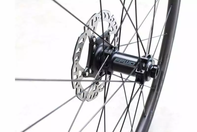 Fast Forward Ruedas FFWD Tyro Disc 45mm 5 Fast Forward Ruedas FFWD Tyro Disc 45mm - Imagen 3